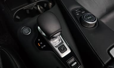 QX50 (P71A)