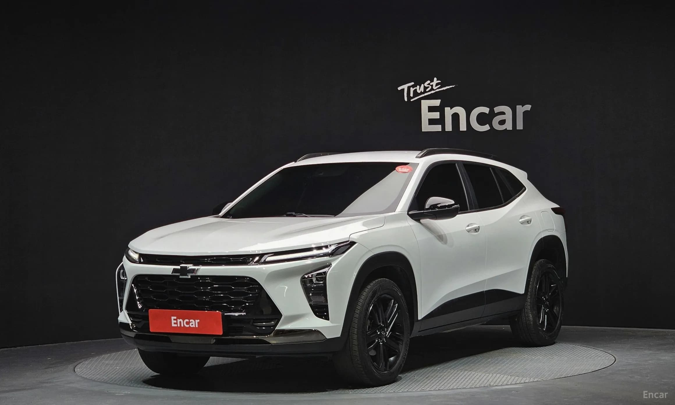 Trax Crossover
