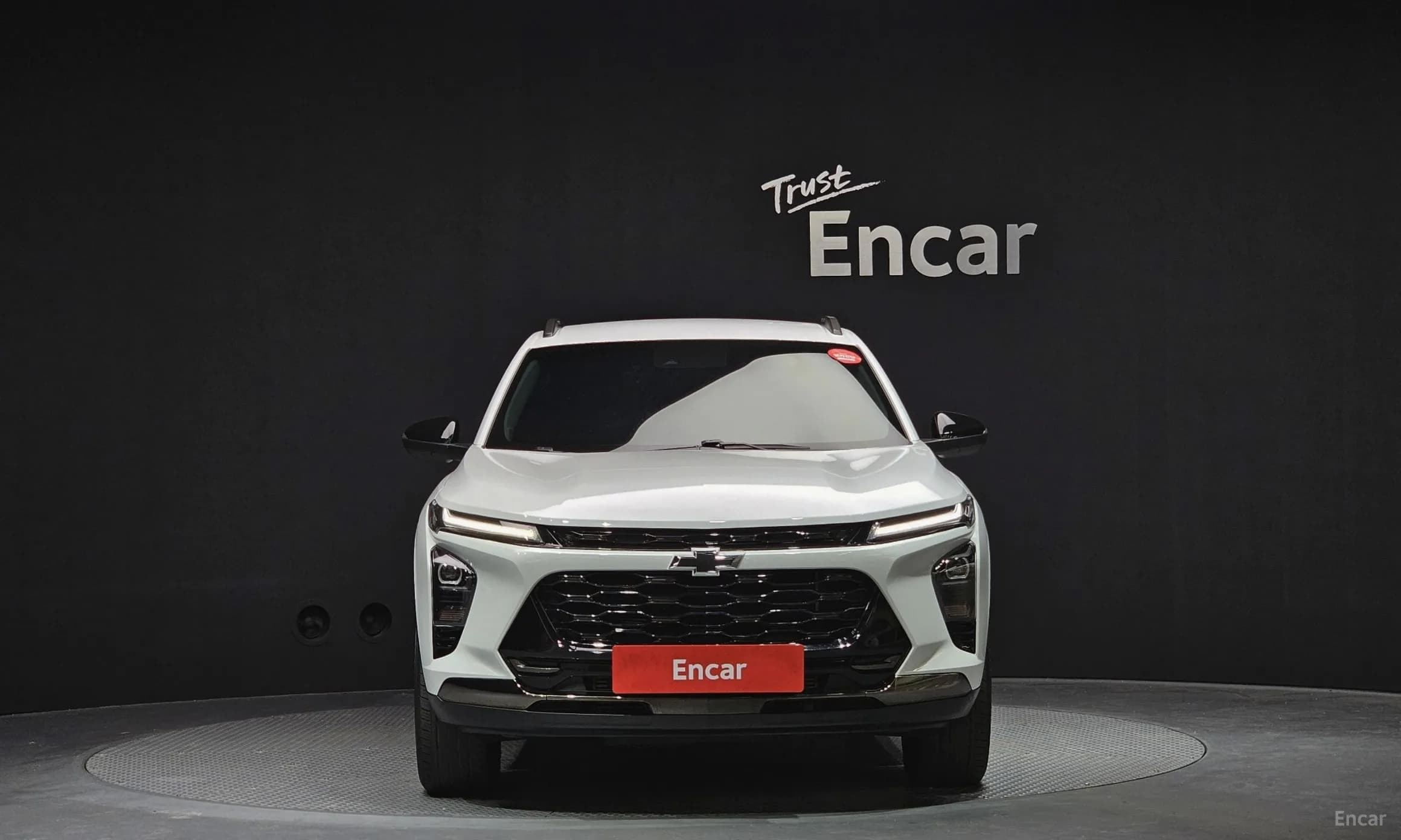 Trax Crossover
