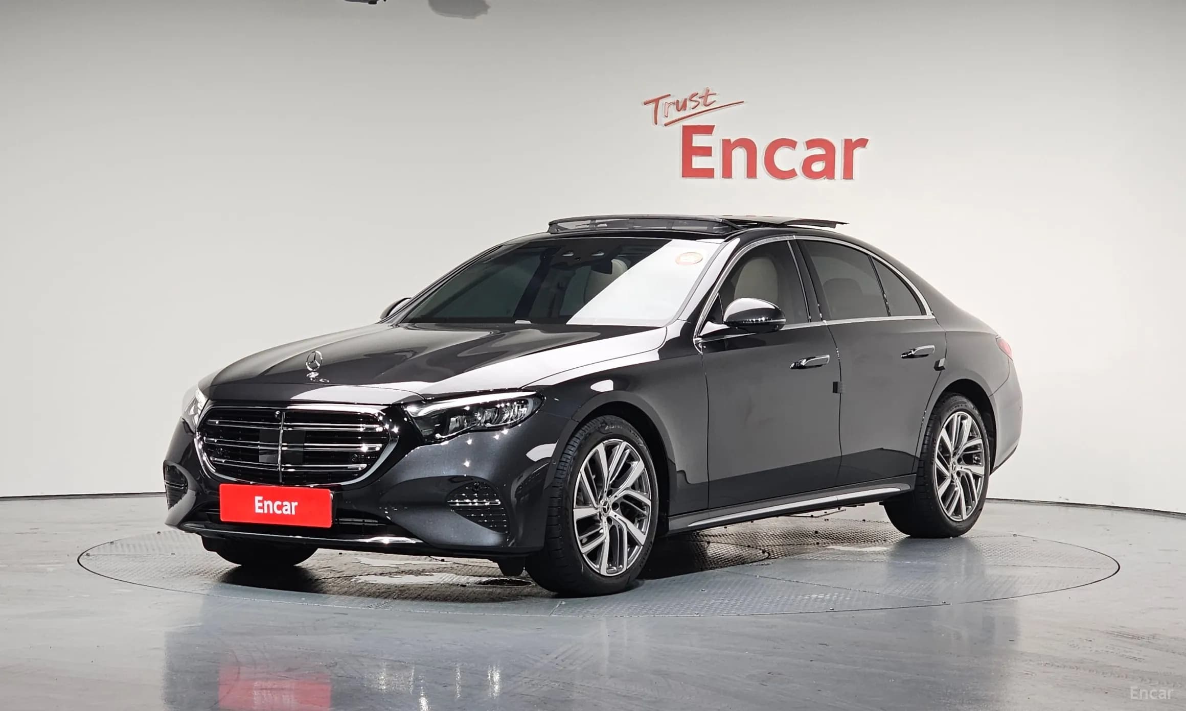 E-Class W214