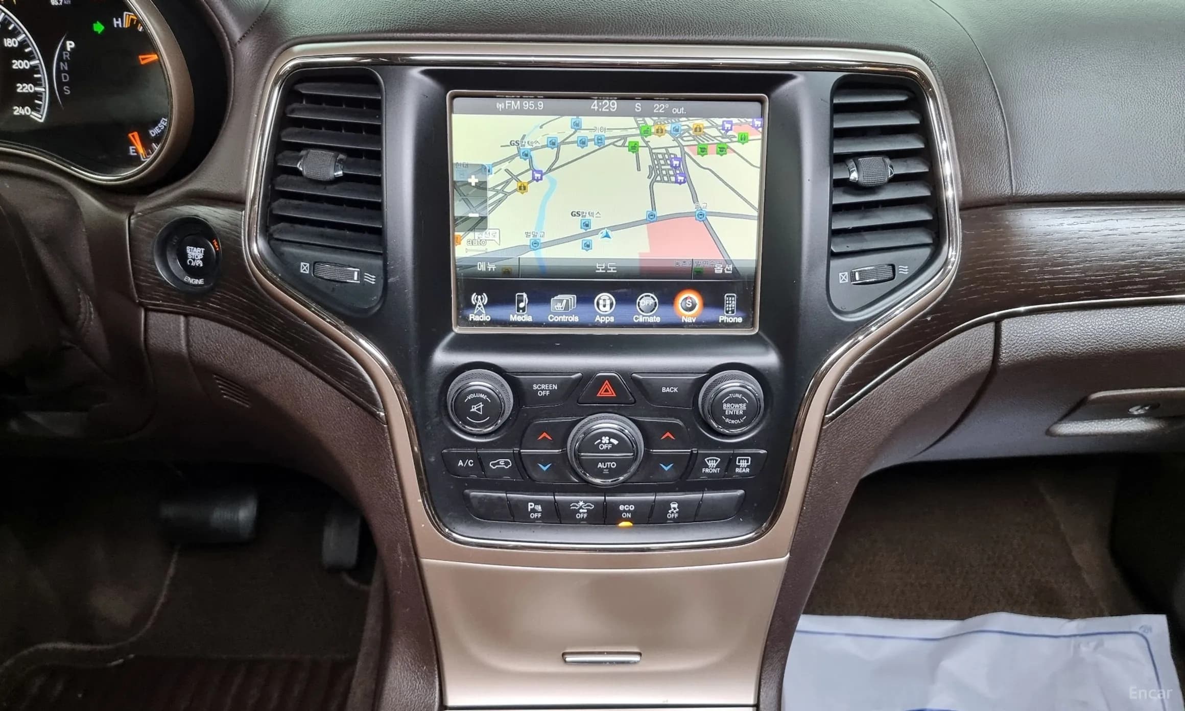 Grand Cherokee