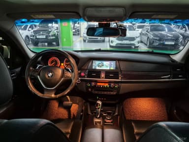 X6 (E71)