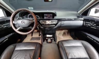 S-Class W221