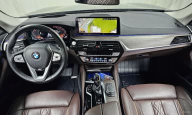 5 Series (G30)