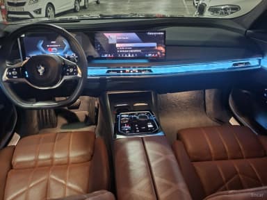 7 Series (G70)
