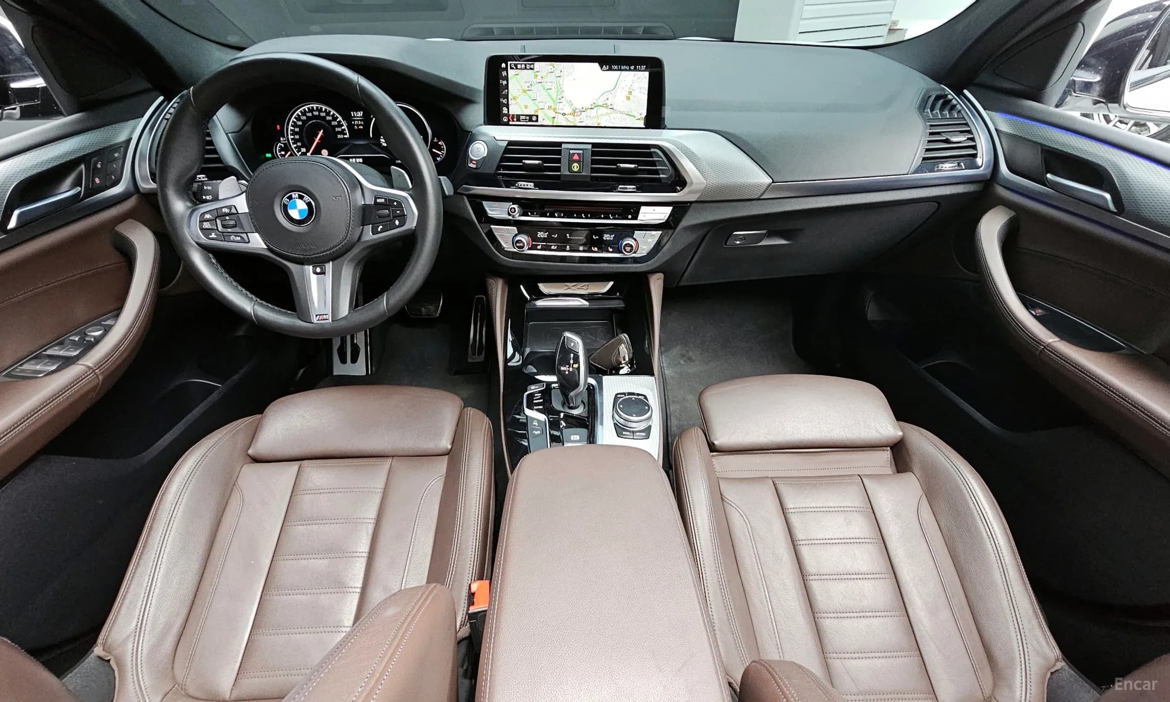 X4 (G02)