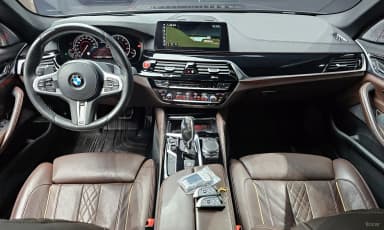 5 Series (G30)