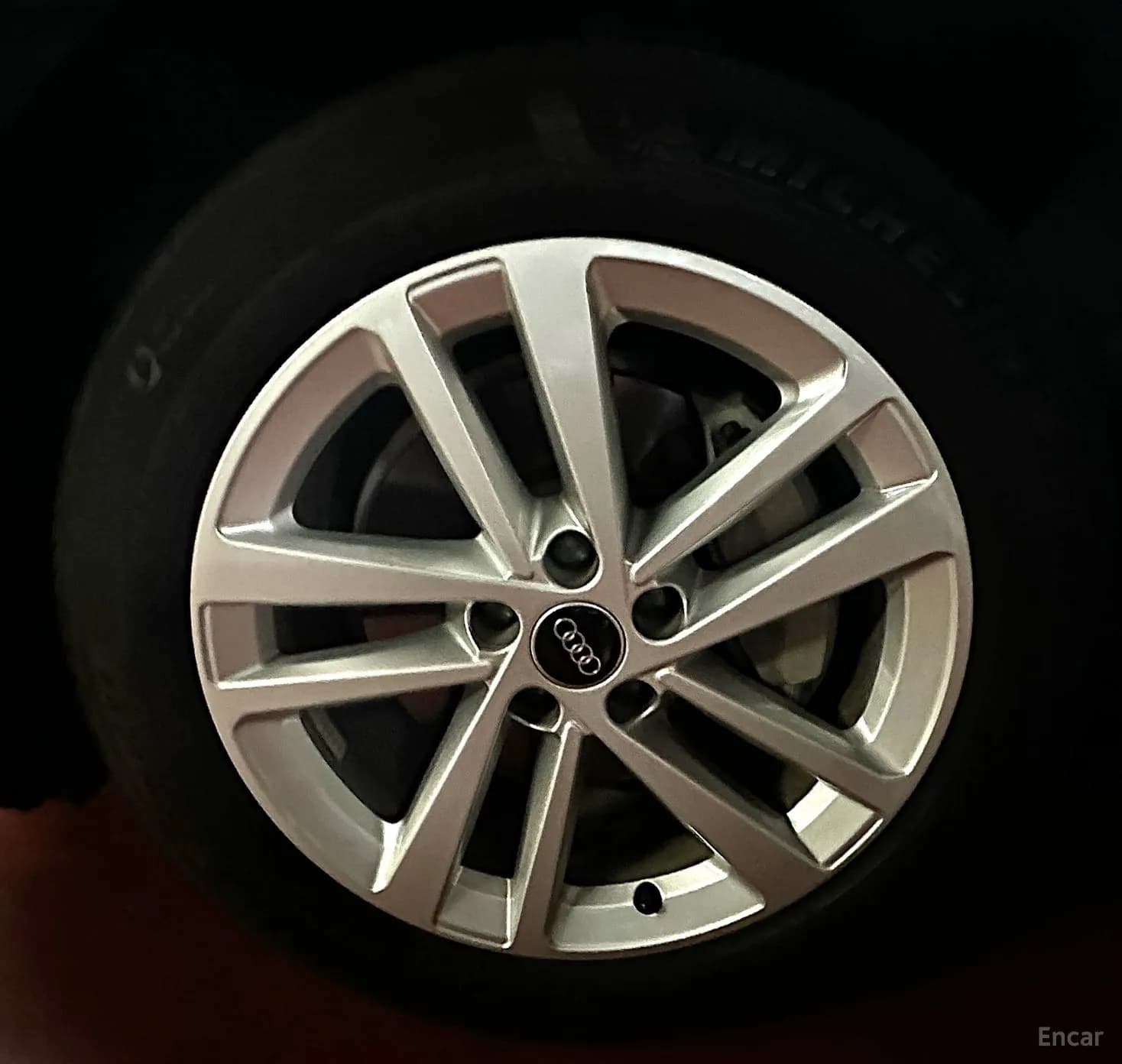 A6 (C8)