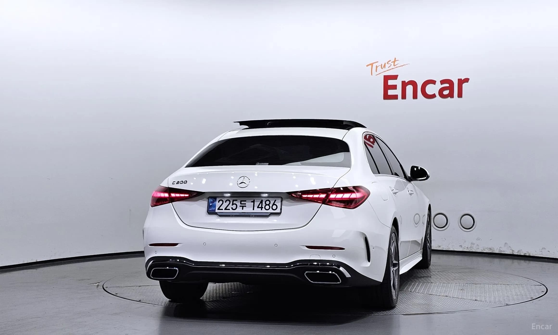 C-Class W206