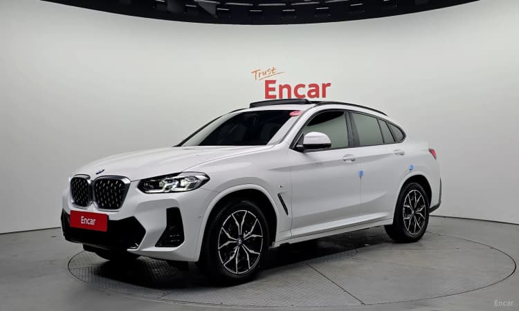 X4 (G02)