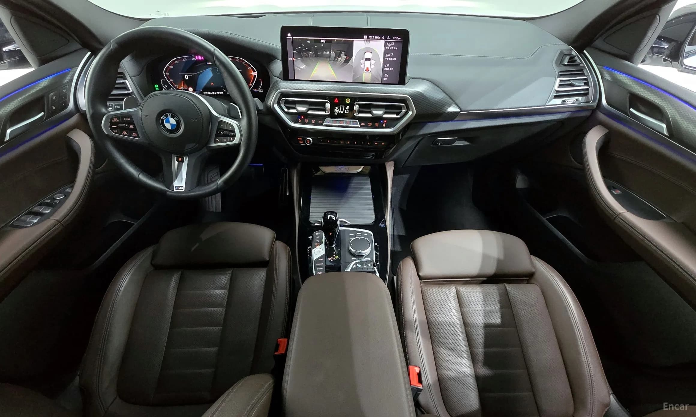 X4 (G02)