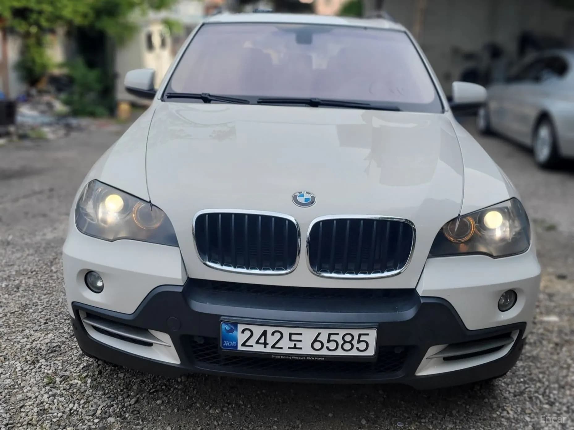 X5 (E70)