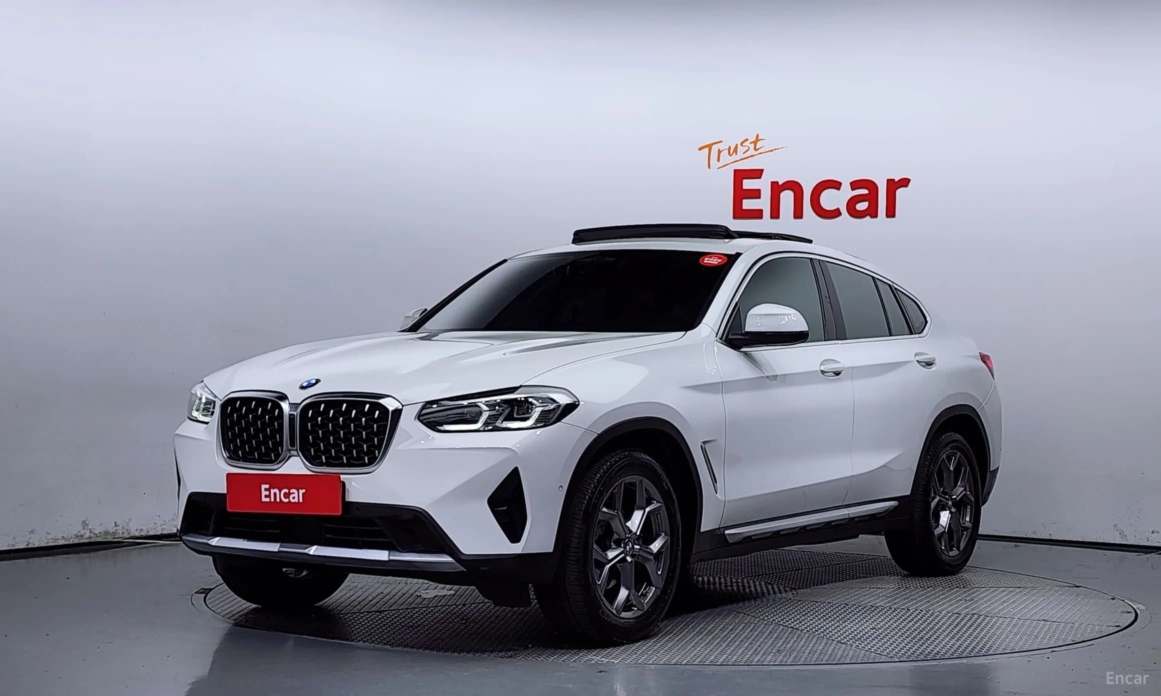 X4 (G02)