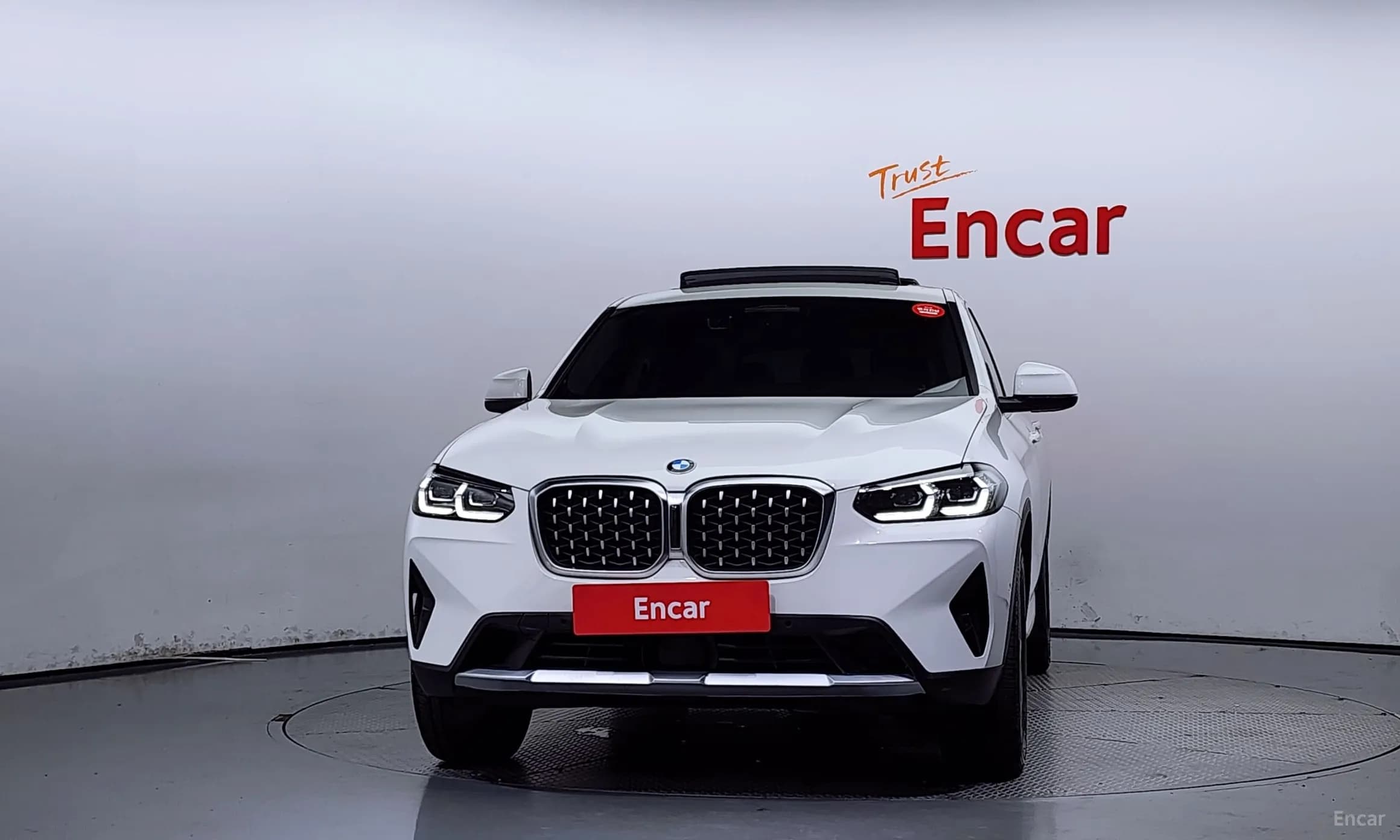 X4 (G02)