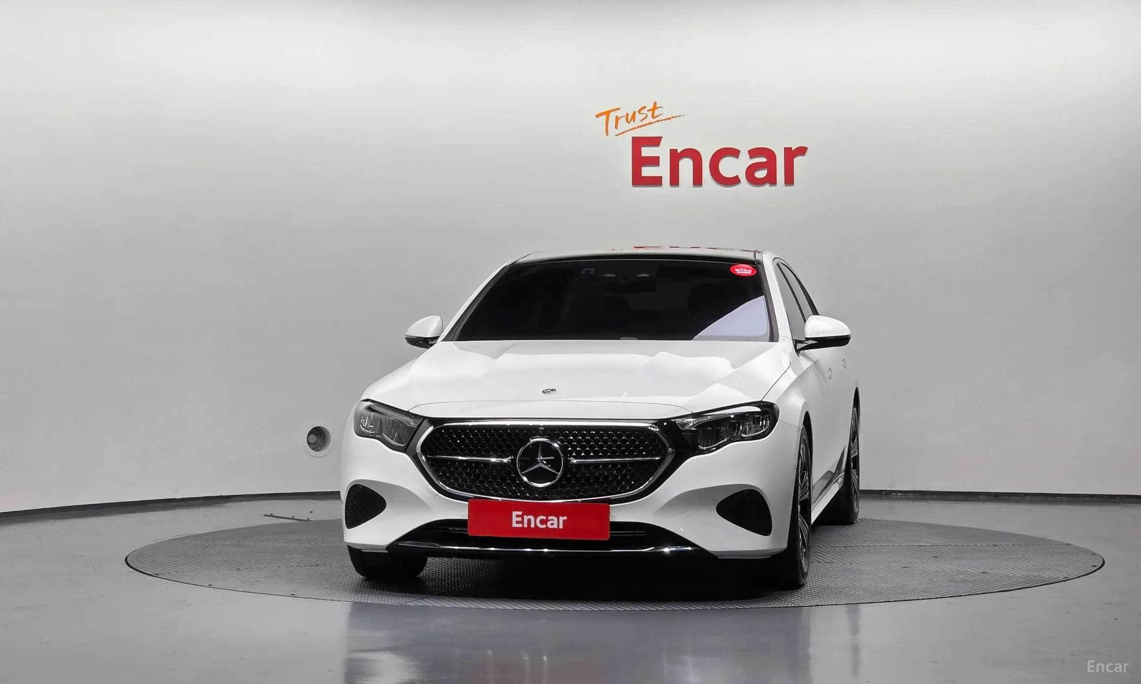 E-Class W214
