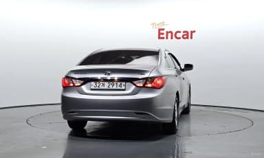 YF Sonata