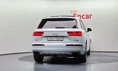 Q7 (4M)
