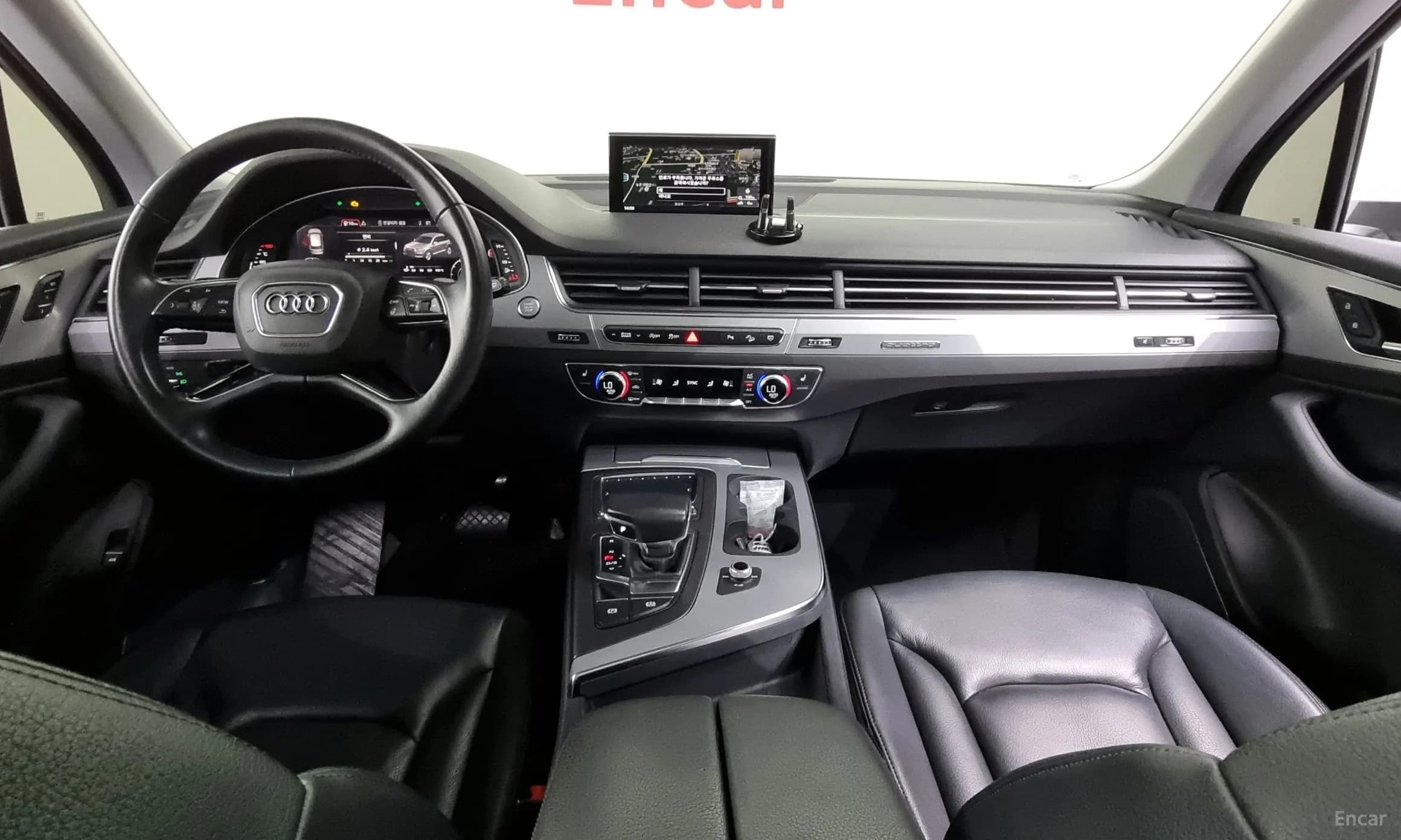 Q7 (4M)