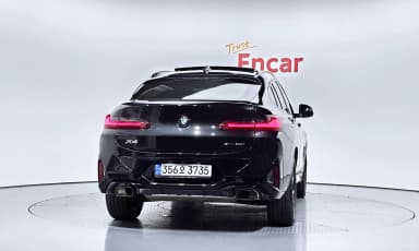 X4 (G02)