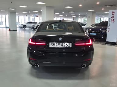 3 Series (G20)