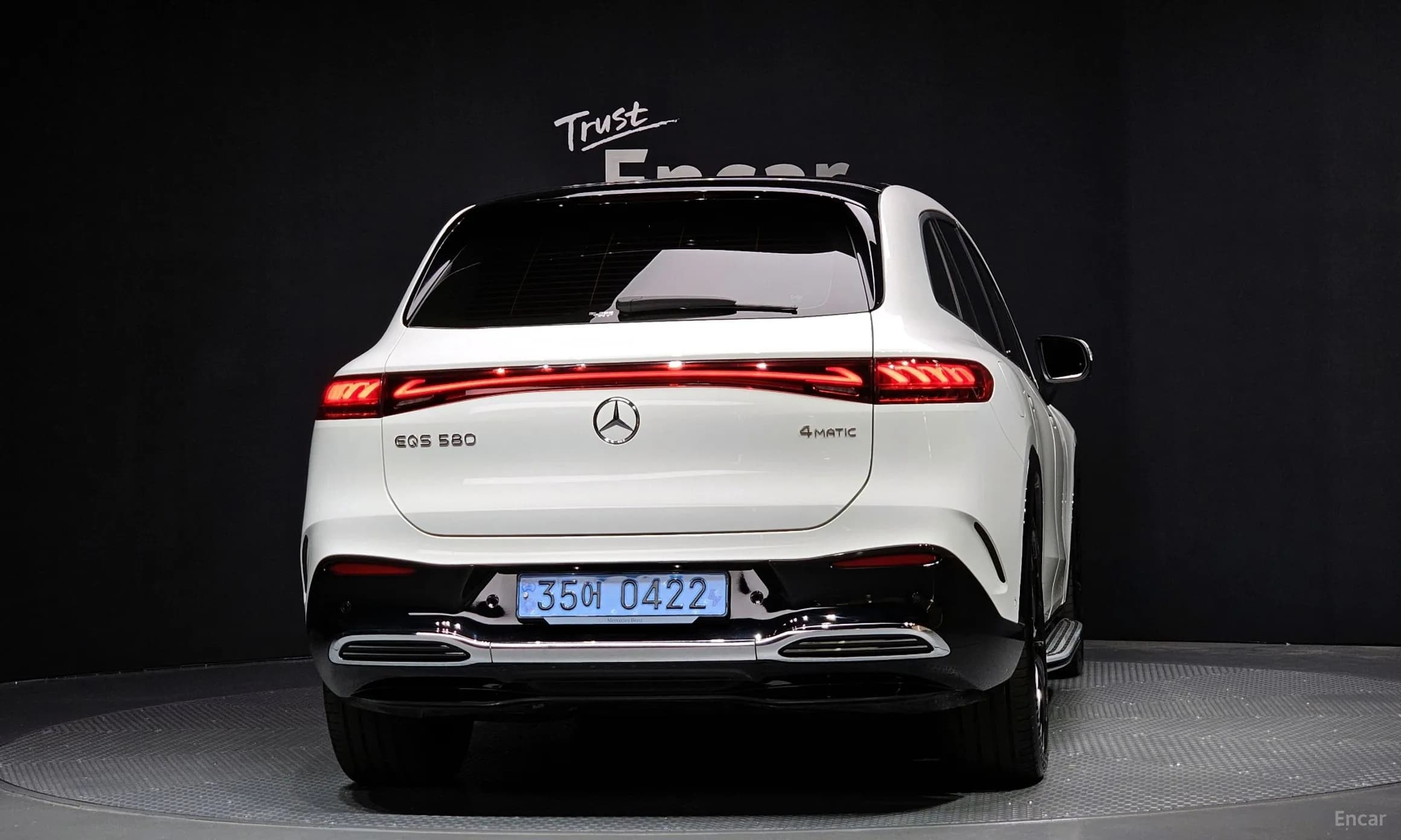 EQS SUV X296