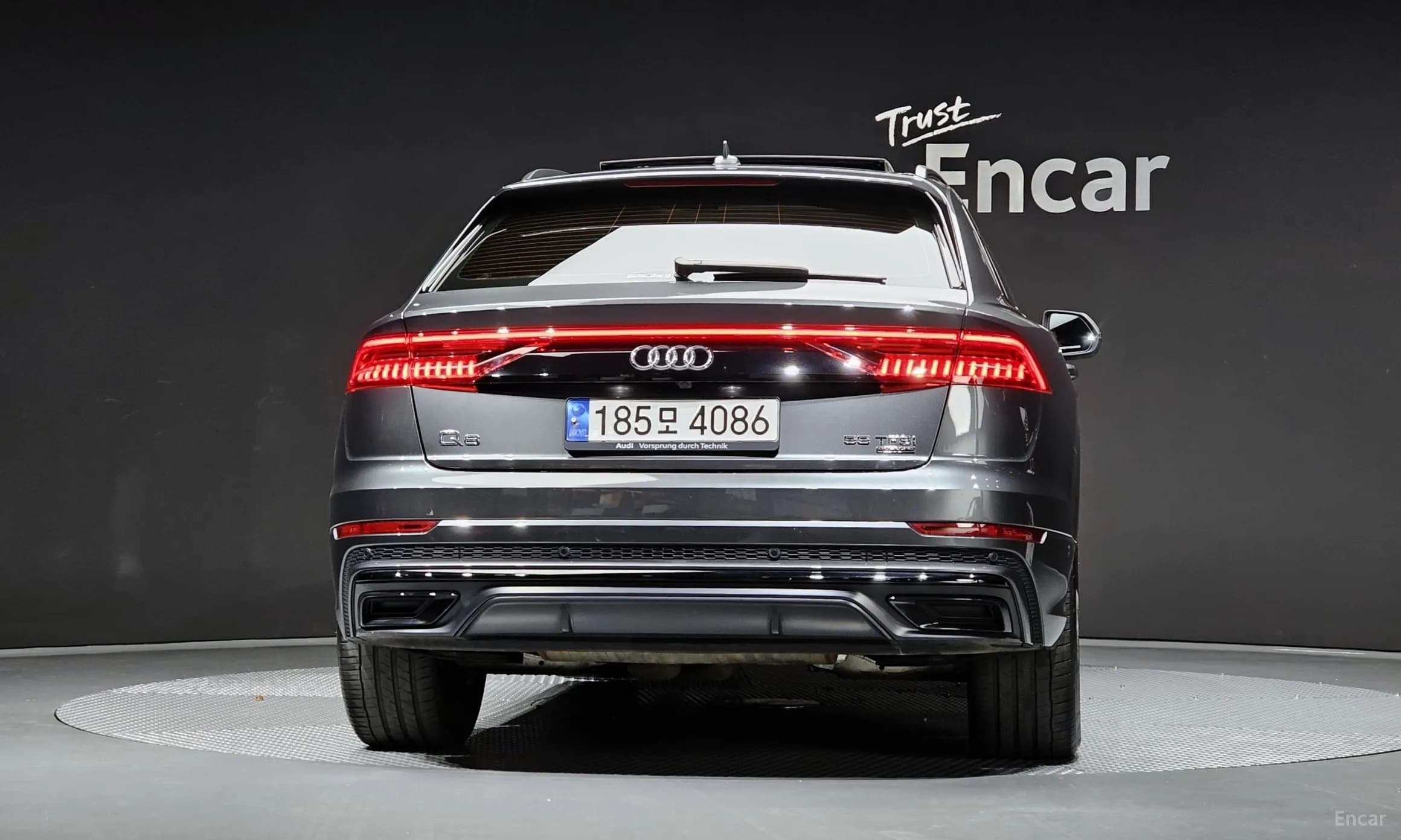 Q8 (4M)