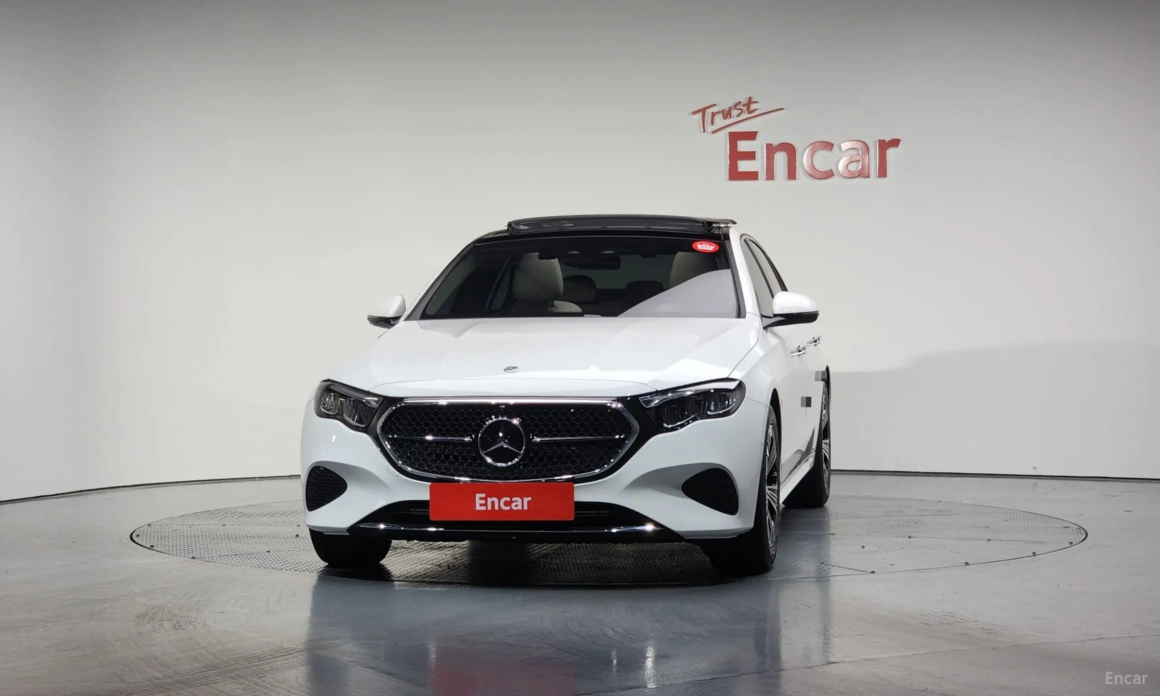 E-Class W214
