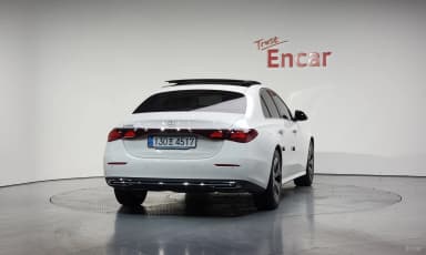 E-Class W214