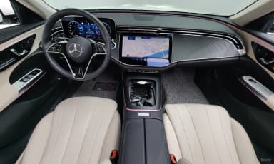 E-Class W214
