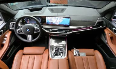 X7 (G07)