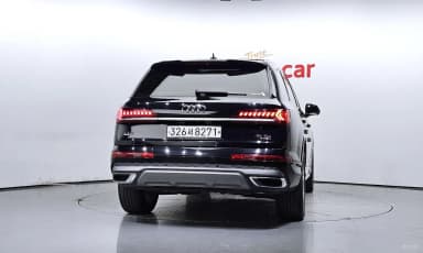 Q7 (4M)