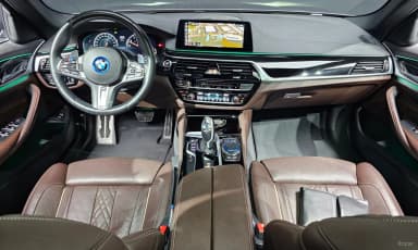 5 Series (G30)