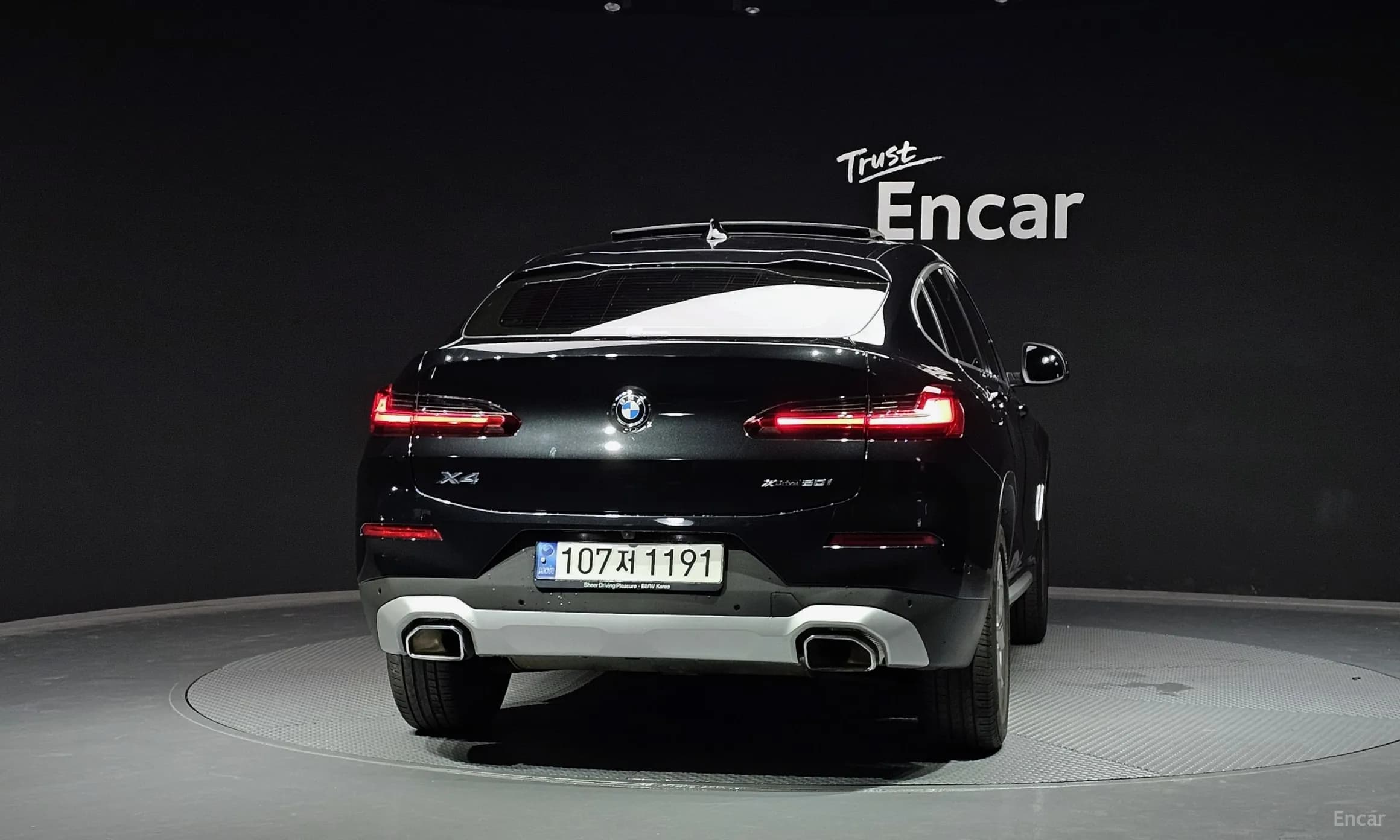 X4 (G02)