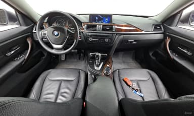 Series 4 (F32)