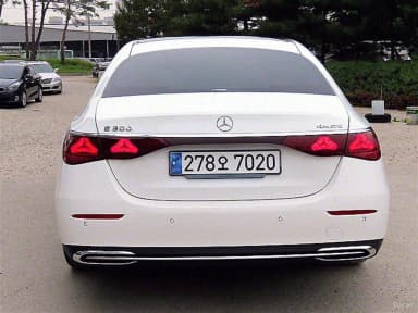 E-Class W214