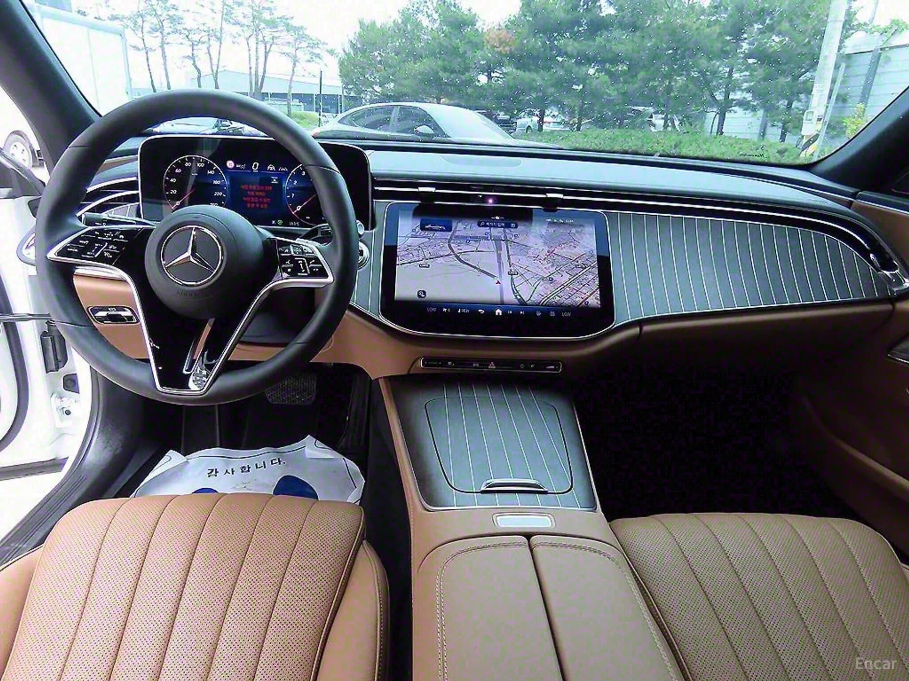 E-Class W214