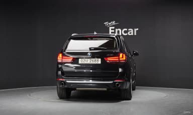 X5 (F15)