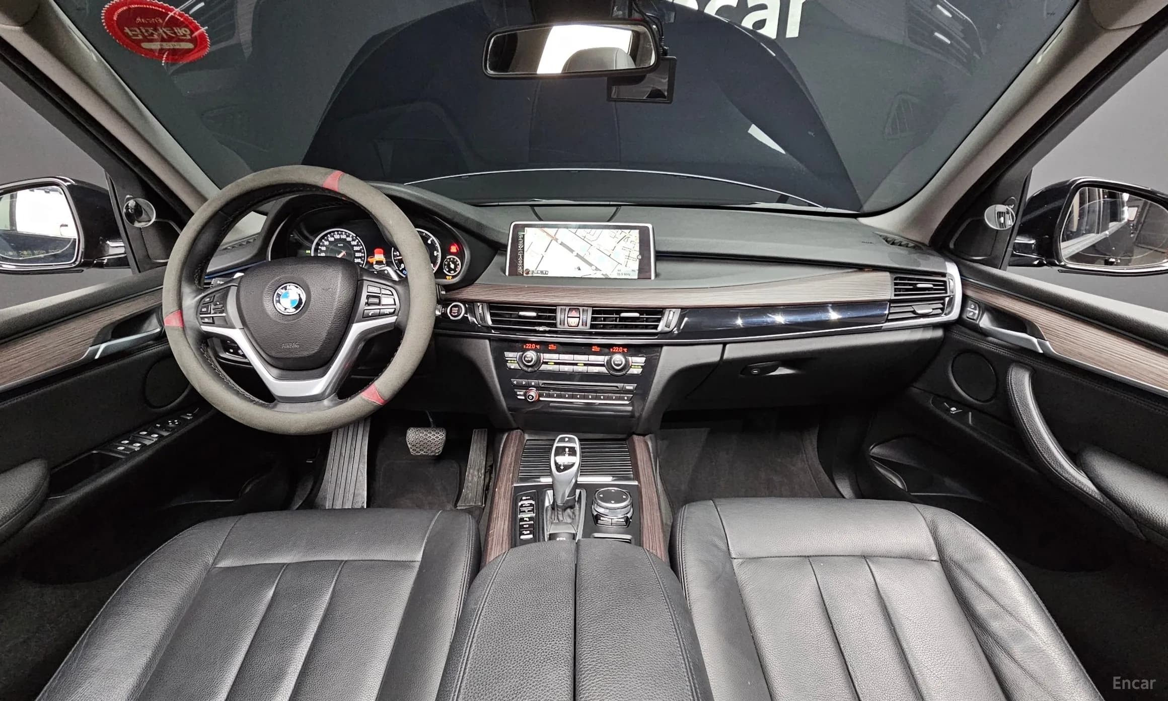 X5 (F15)