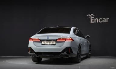 5 Series (G60)