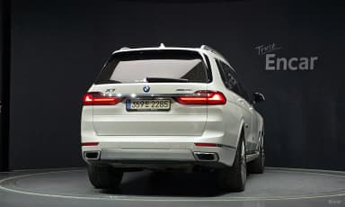 X7 (G07)