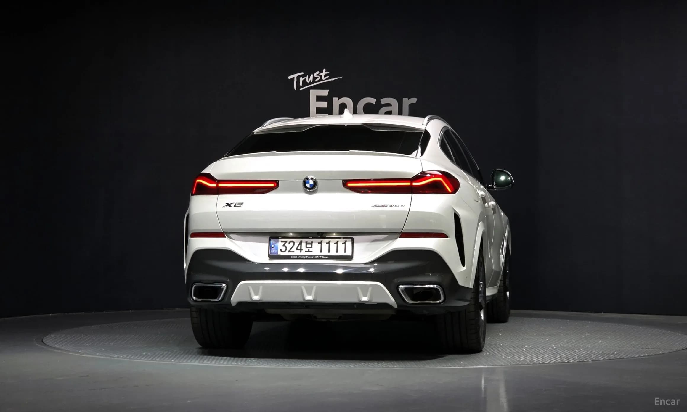 X6 (G06)