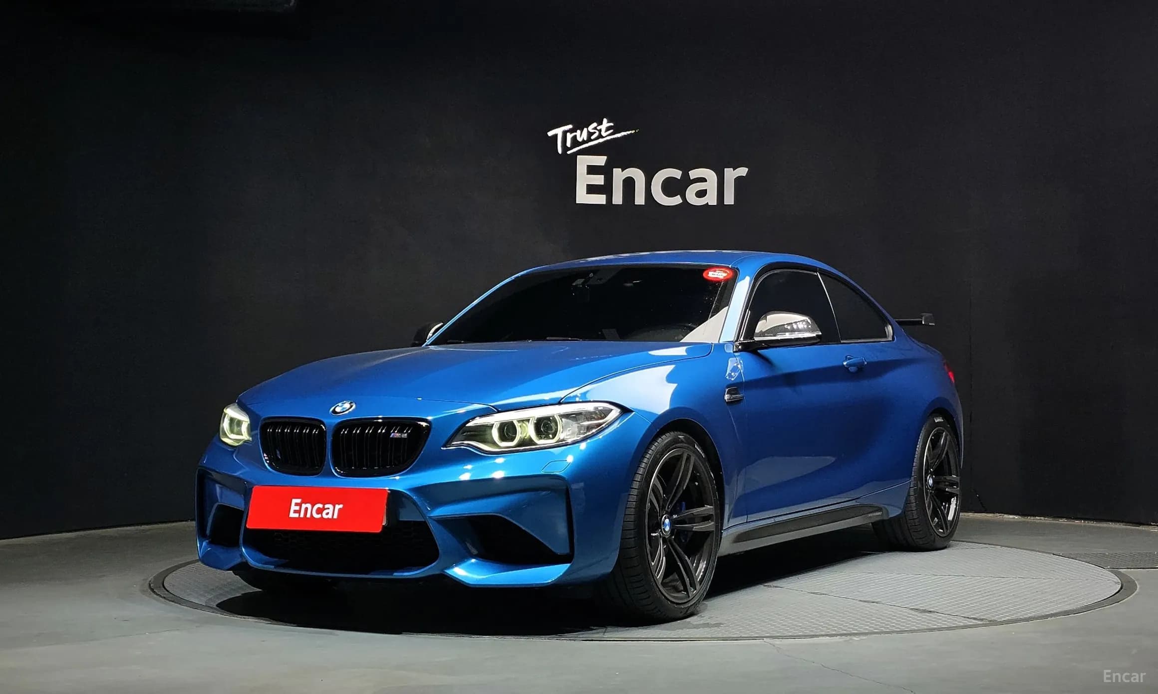 M2 (F87)