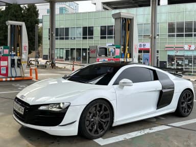 R8