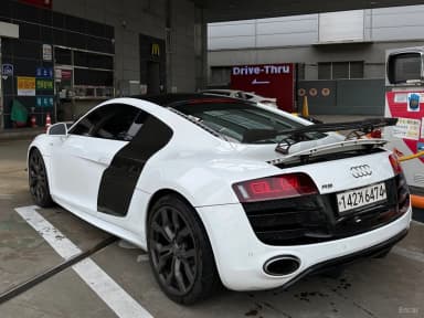 R8