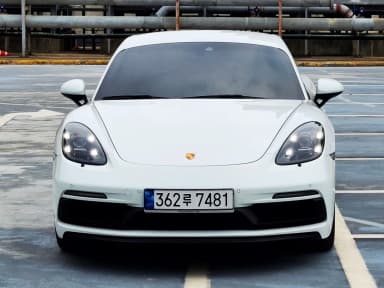 718 Cayman