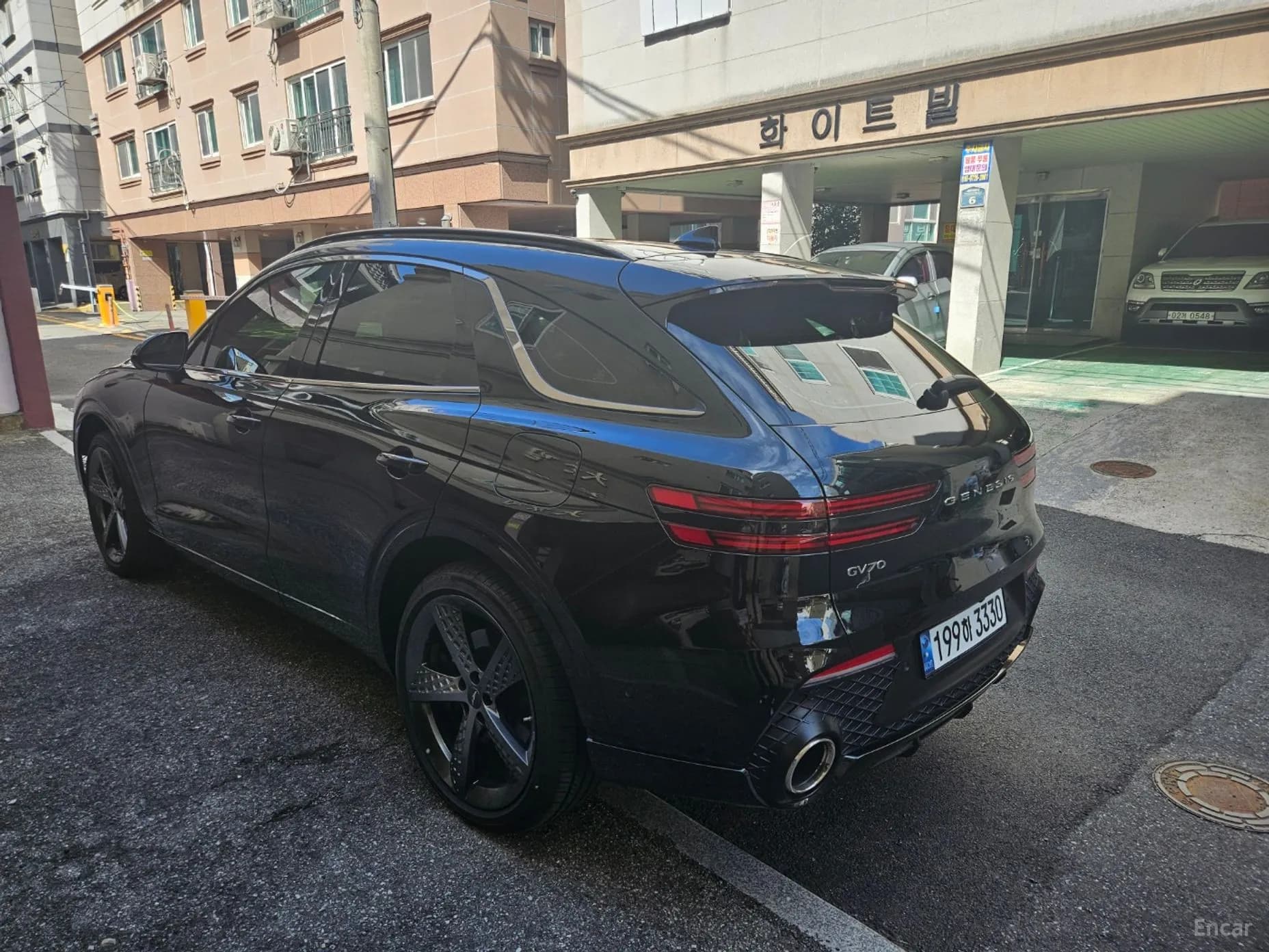 GV70