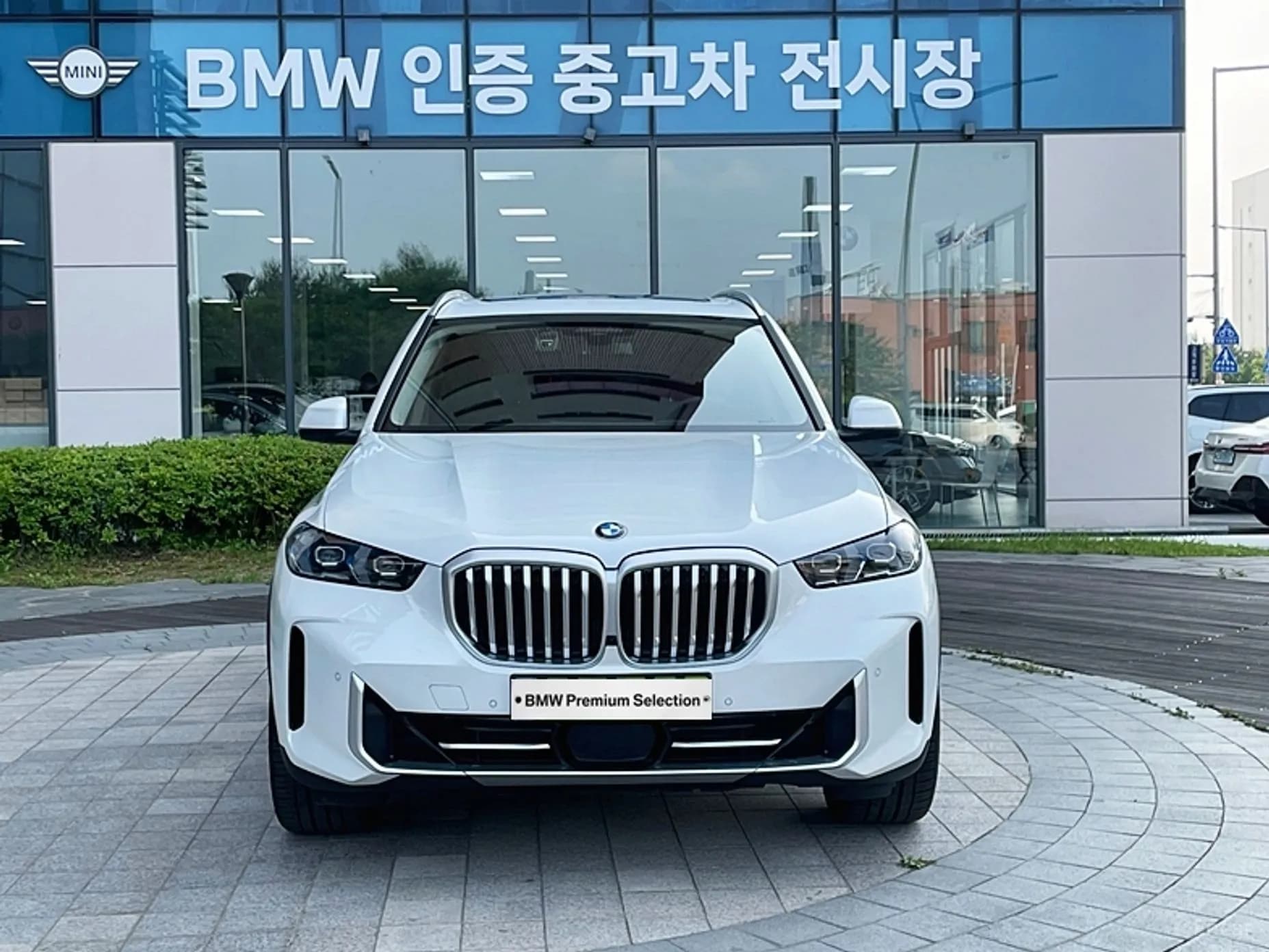 X5 (G05)