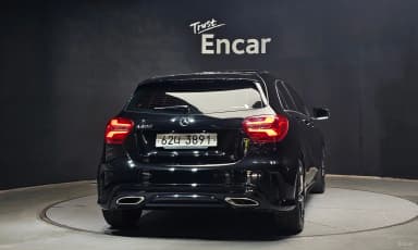 A-Class W176
