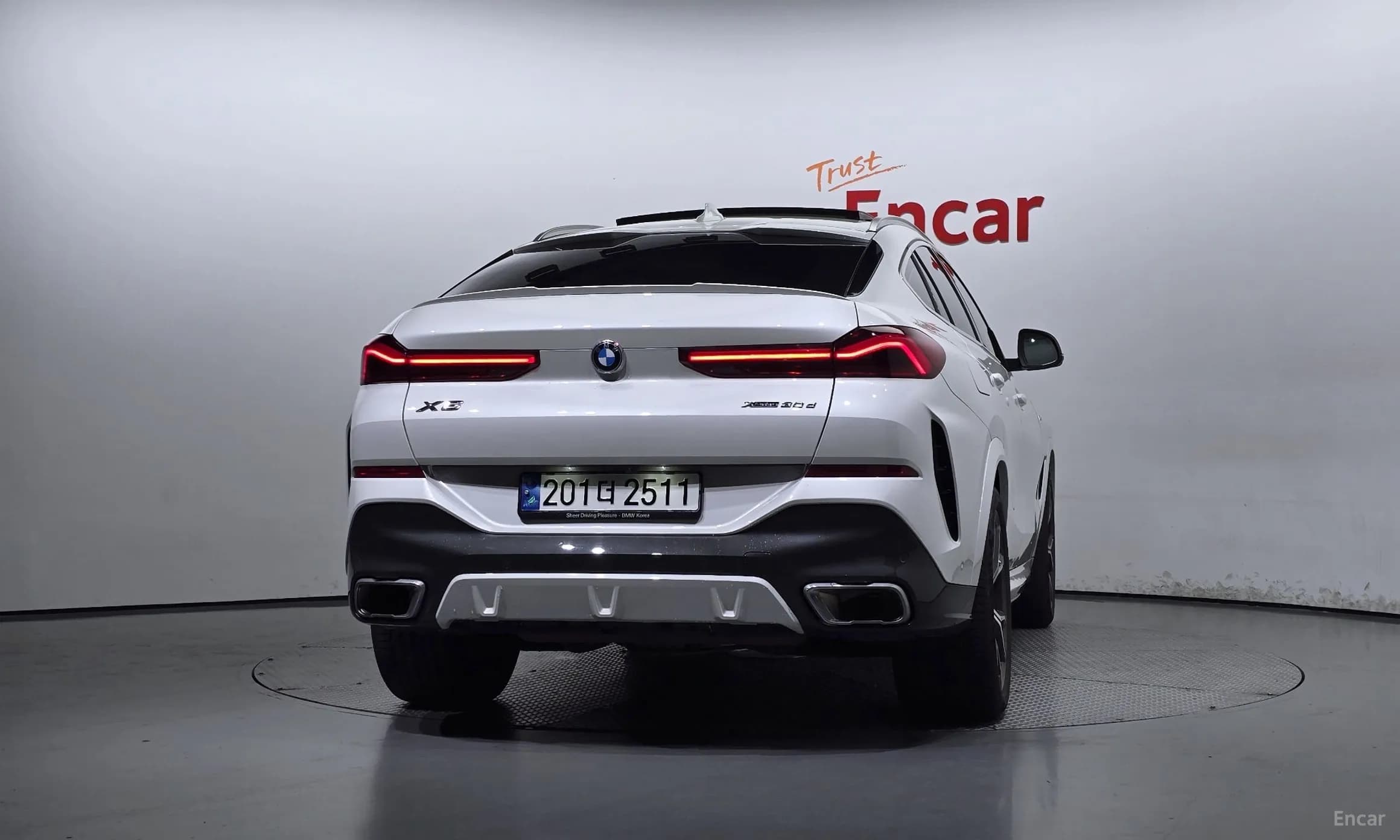 X6 (G06)