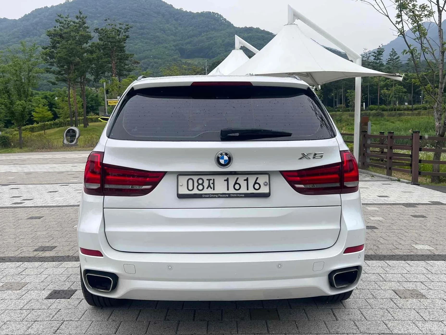 X5 (F15)